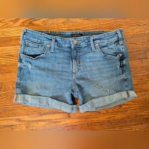 Silver Jeans Medium Blue Boyfriend Denim Shorts with Rolled Hem